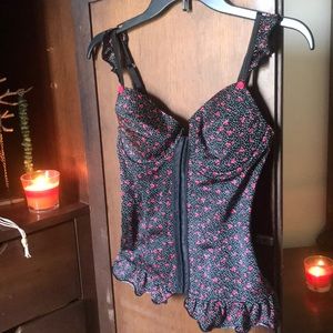 Corset top 34D Kardashian collection